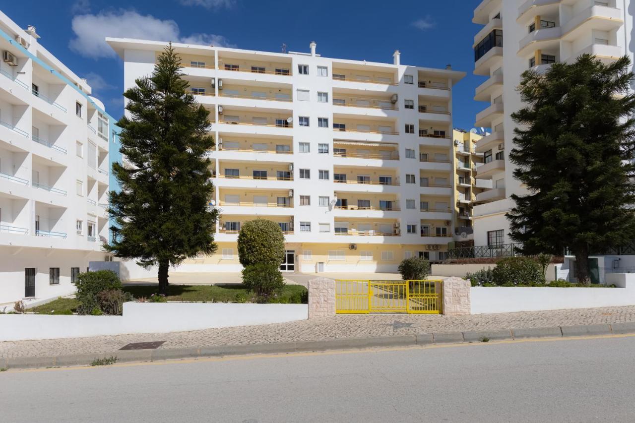 Max Crib - Seafront 2 Bedroom Apart With Ac And Private Parking In Armacao De Pera Bagian luar foto
